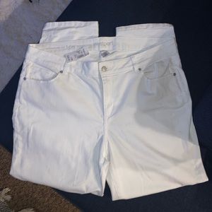 NWT Dress Barn Capris